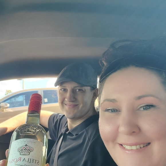 LUXURY ON A DIME LLC - Picture 2 of 16